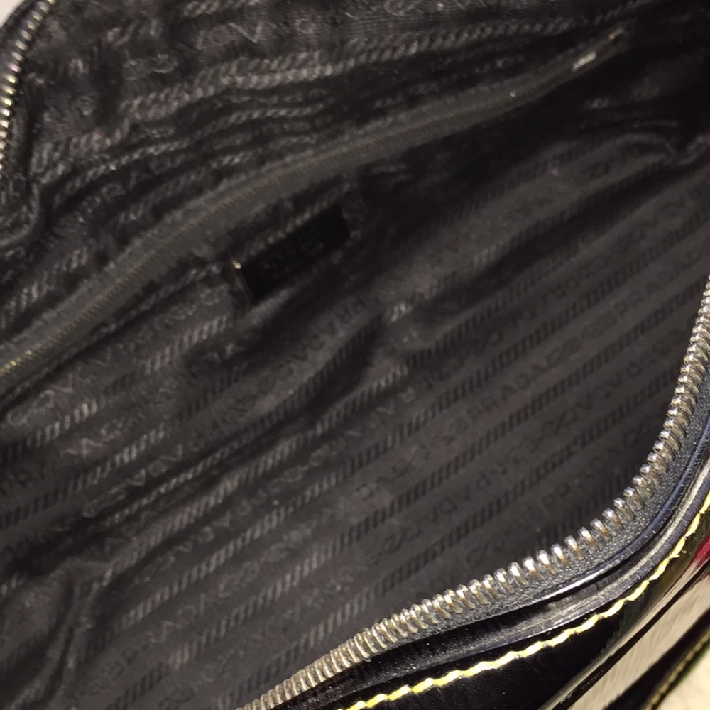 🌺 HP🌺💯 authentic patent leather bag🌺 - Picture 7 of 13